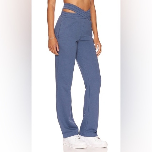 Superdown Women’s Elise Sweatpants Blue Size XXS Lounge Jogger Athletic - Picture 1 of 4